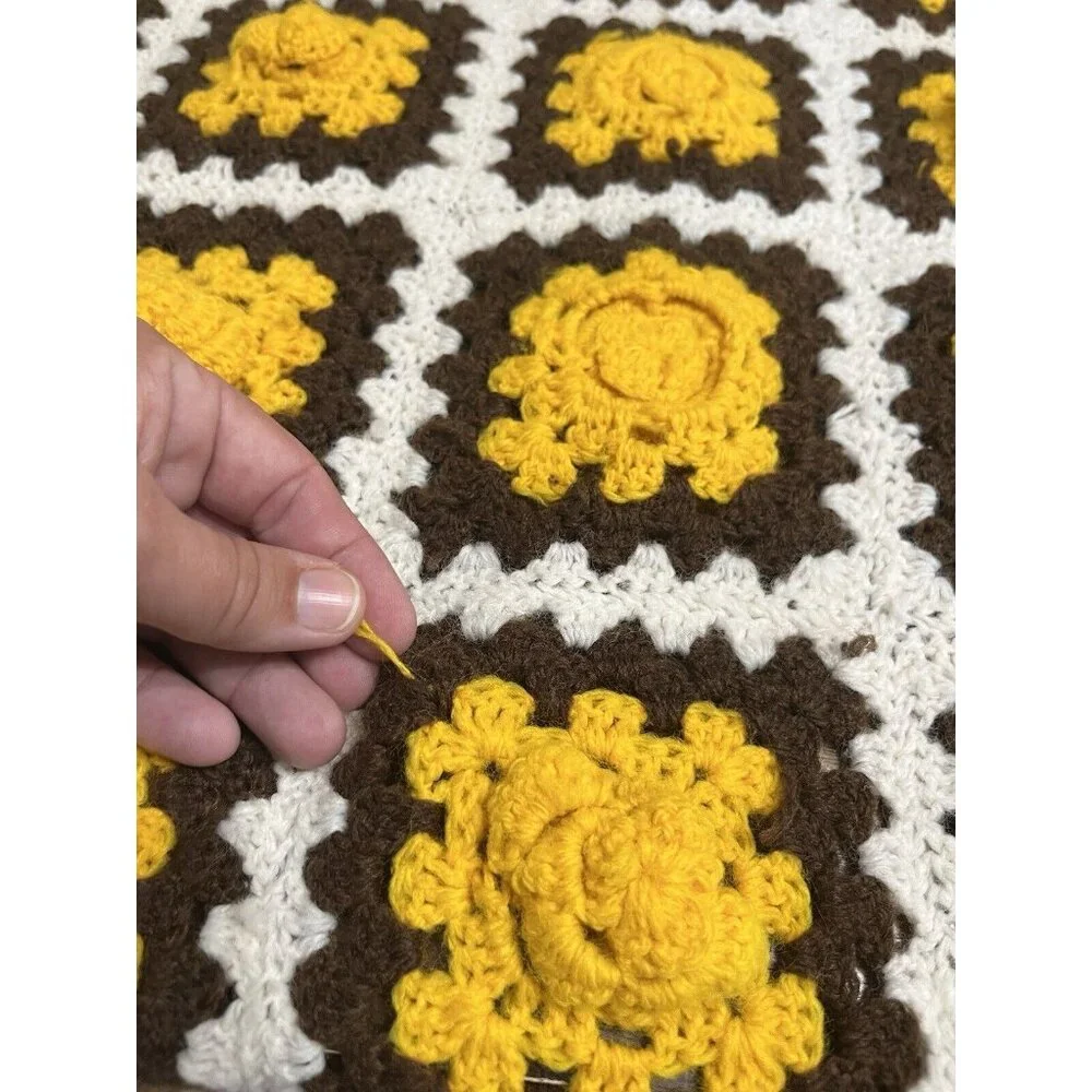 Handmade Crochet‎ Knit Floral Granny Square Blanket Yellow Brown White 55”x42”